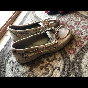 Women size 7m sperry top slider boat shoes